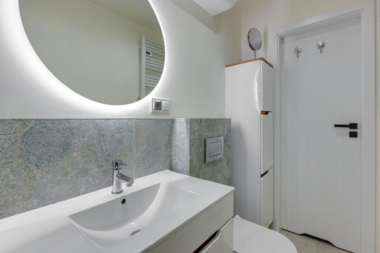 Staywin Old Town Apartments I กดัญสก์ ภายนอก รูปภาพ