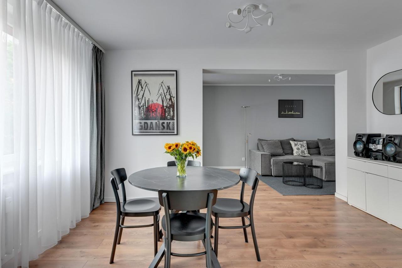 Staywin Old Town Apartments I กดัญสก์ ภายนอก รูปภาพ
