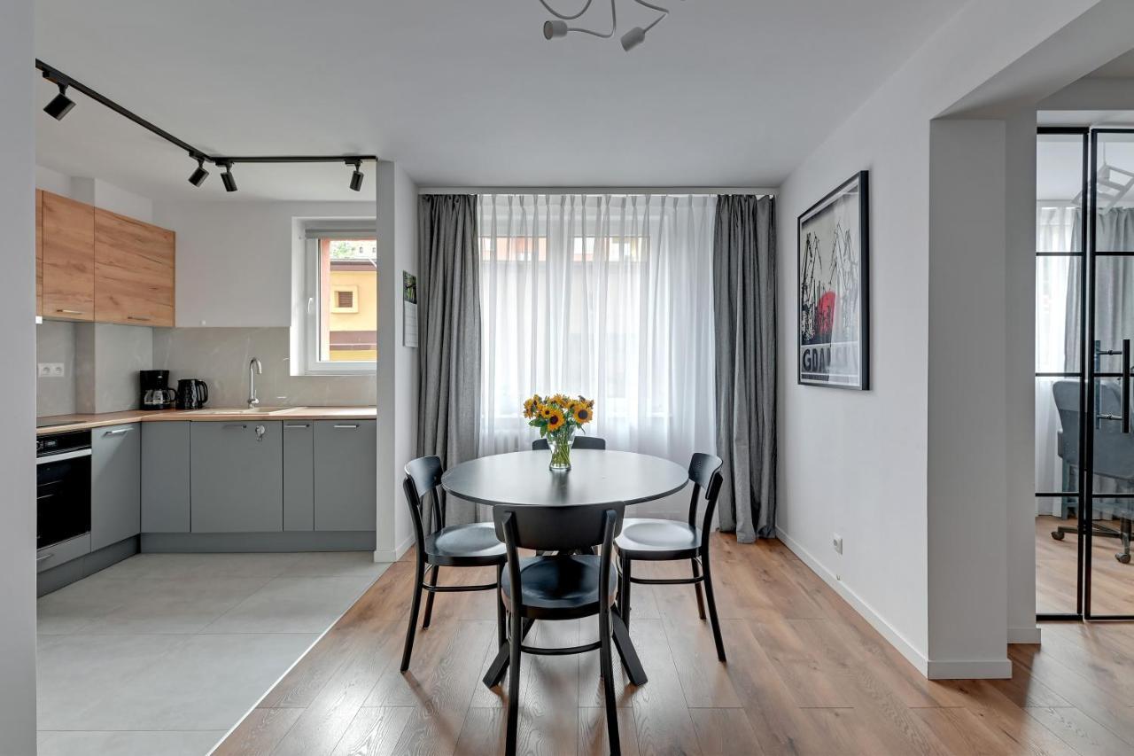 Staywin Old Town Apartments I กดัญสก์ ภายนอก รูปภาพ